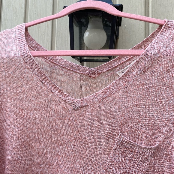 Pink Long Sleeve Pocket Tee | Designer Brand Lou & Grey LOFT | Women’s | Linen - Picture 4 of 10